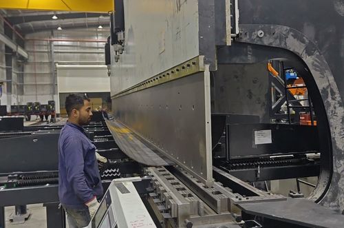 Dernière affaire concernant Couper à la longueur de la ligne, le freinage, la machine de redressement pour Sarthak électrique