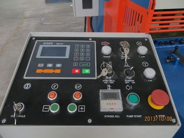 Machine de cisaillement hydraulique de contrôle d'OR E200, cisaillement de guillotine