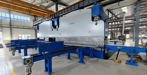 Good price 650 tonnes machine de freinage hydraulique CNC en tandem pour la fabrication de poteaux légers et de mâts hauts en ligne