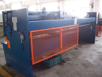 Good price Coupeur de cisaillement de feuillard de machine de faisceau hydraulique de l'oscillation 6×2500 en ligne