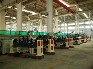 Bon prix Laser robotique coupant l'opération facile industrielle de robots de soudure en ligne