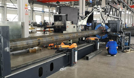 Machine de soudage de plaques de base robotisée modèle RW-120/300