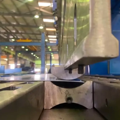 Presse plieuse tandem CNC 2-WE67K-400/7000 400T 7m pour mât de poteau léger