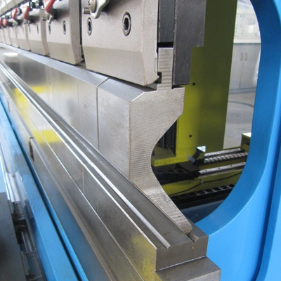 Ensemble de poinçons et de matrices d'outillage de frein de presse pour machine à cintrer hydraulique CNC
