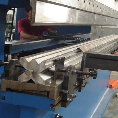 2×320T CNC Tandem Hydraulique Press Brake Machine avec système de commande DA53T