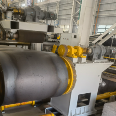 CTL12×1600 Ligne de coupe à longueur entièrement automatique pour bobines en acier de 1600 mm de large avec une capacité de 30 tonnes