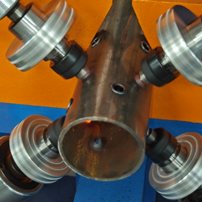 Machine de perçage automatique de trous de poteaux FD10, perçage thermique par friction pour poteaux d'éclairage public
