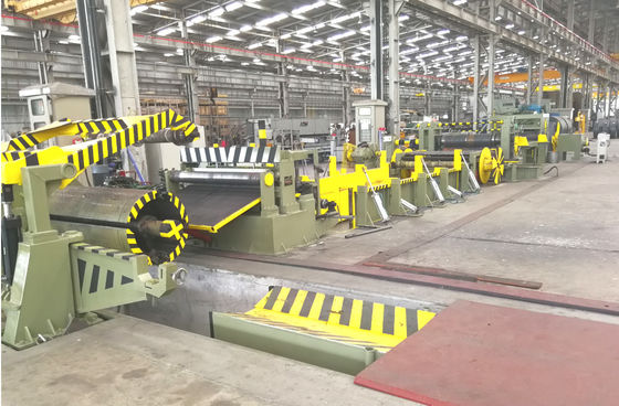 machine de fente en acier de bobine de 4.5x1600 ISO9001 1550mm