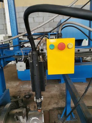 Machine de découpe de porte à pôle léger CNC, diamètre maximal 350 mm, longueur de coupe maximale 2000 mm