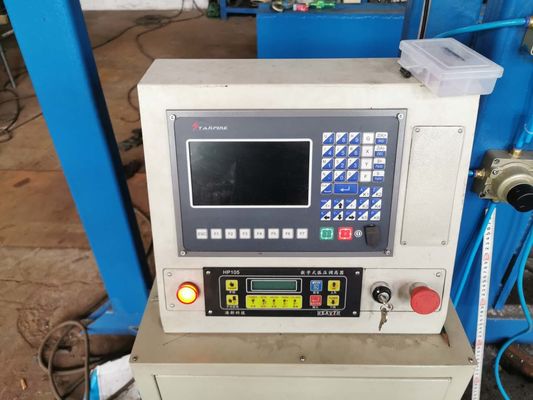 Machine de découpe de porte à poteaux légers octogonaux et coniques en aluminium