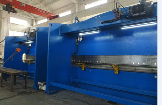 Bon prix frein tandem de presse de commande numérique par ordinateur de 3200N 8000mm/machine à cintrer hydraulique pour le poteau de lampe en ligne