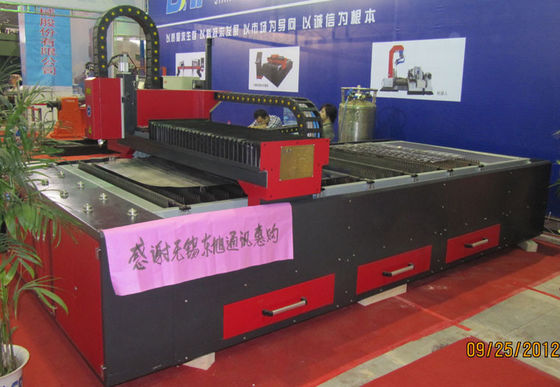 Découpeuse à grande vitesse/équipement de laser de fibre de commande numérique par ordinateur de tôle