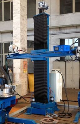 Machine à souder automatique avec course de levage verticale de 4000 mm et diamètre applicable de 700-4000 mm pour le soudage de gros tuyaux d'eau