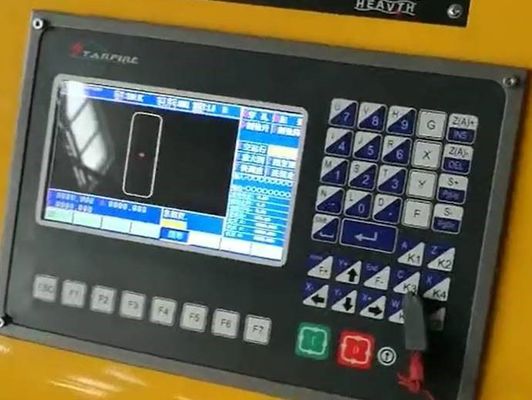 machine de soudure robotique 2000mm automatique de 350mm pour Polonais léger