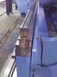 L'outillage de la presse hydraulique de freinage / moule de perforation
