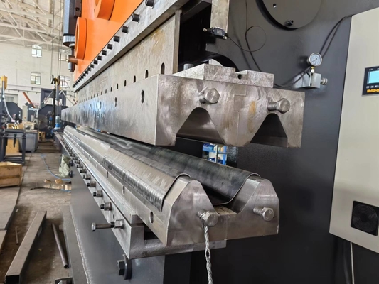 Bon prix Machine à frein à pression CNC pour la fabrication de garde-corps en ligne