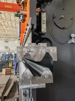 Bon prix Professional 5mm/s Bending Speed Press Brake Bending Machine for Precise Bending 3260*1500*2250 en ligne