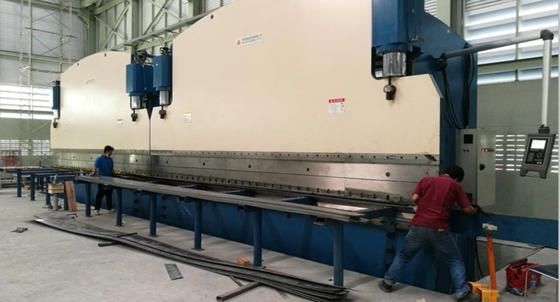 Bon prix machine de pliage à poteaux légers et à poteaux hauts 2-WE67K-400/6000 en ligne